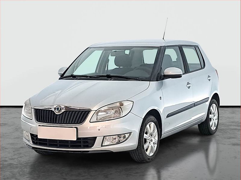 Škoda Fabia (2011) 1.2 12V, po STK, slušný stav - fotka 2 z 13