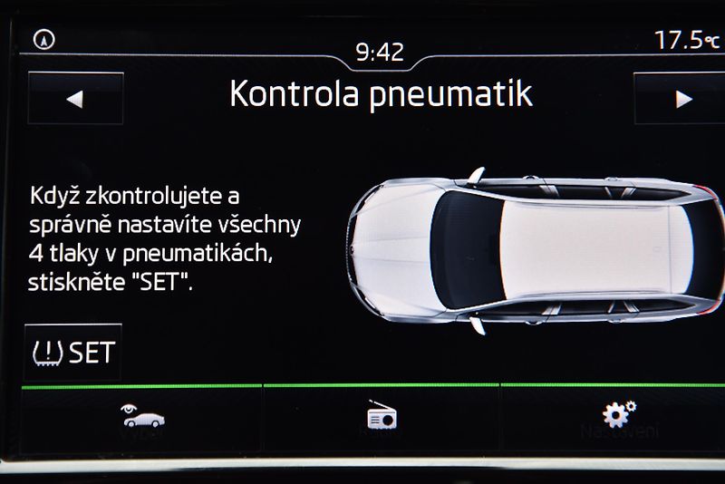 Škoda Octavia 2.0 TDi CR DSG STYLE,NAVI,TEMP - fotka 29 z 50