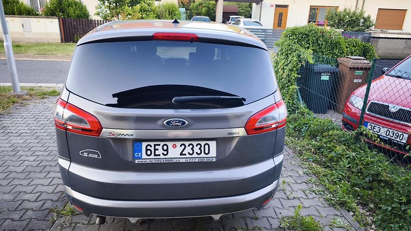 Ford S-MAX (2014) 2.0 TDCi 11/2014 servisováno - fotka 5 z 15