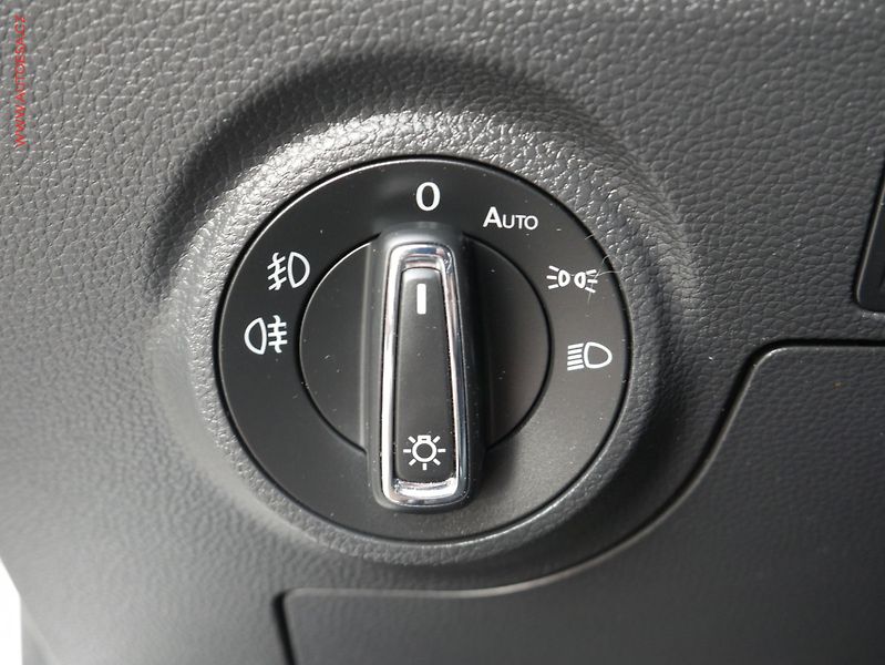 Seat Arona (2019) 1.0 TSi, Xcellence, navi - fotka 17 z 19