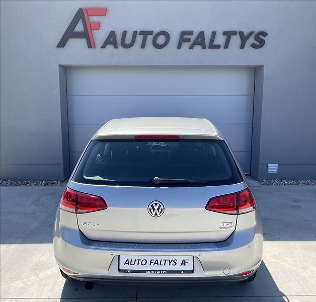 Volkswagen Golf 1,2 TSI 77KW DSG,ČR.1.MAJ. - fotka 4 z 33