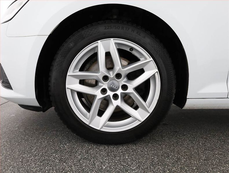 Audi A4 (2017) 2.0 TDI, Automat, Serv.kniha - fotka 18 z 18