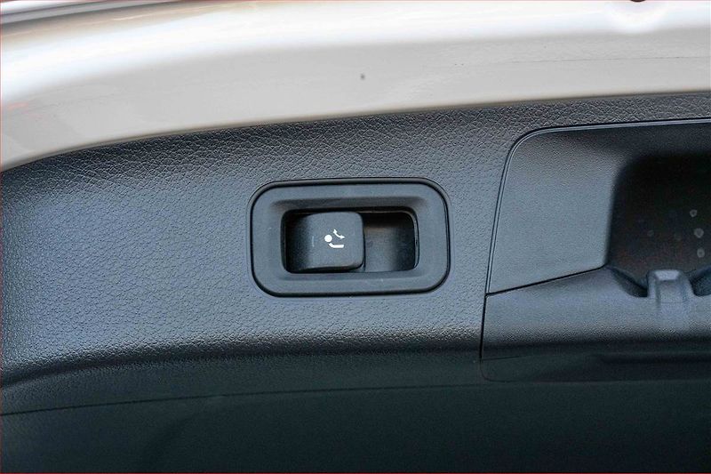 Mercedes-Benz GLA (2020) 200 d 4MATIC - fotka 20 z 22