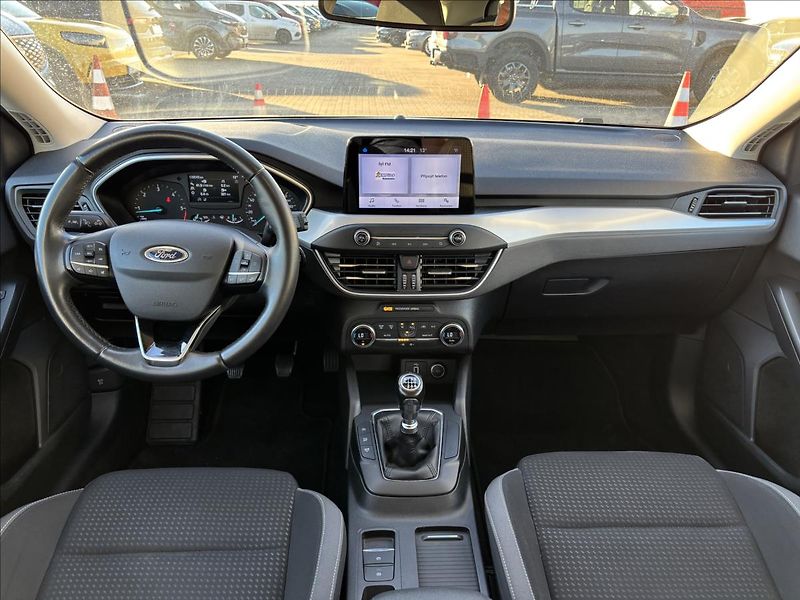 Ford Focus 1,5 Ecoblue 88 kW Titanium DPH - fotka 18 z 31