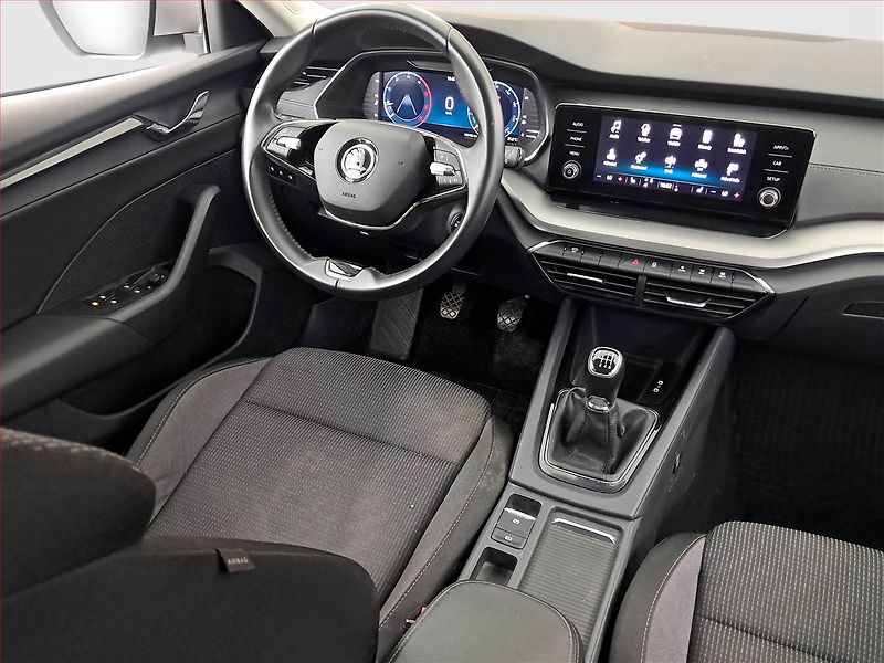 Škoda Octavia (2022) Ambition 2.0 TDI, ČR,1.maj - fotka 7 z 18