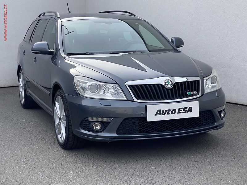 Škoda Octavia (2011) 2.0 TSi, RS, DSG, xenon - fotografie inzerátu