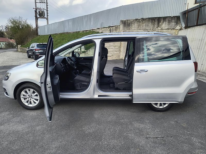Seat Alhambra (2021) 1.4 TSI DSG 110KW/ NAVI/KAMERA - fotka 20 z 58