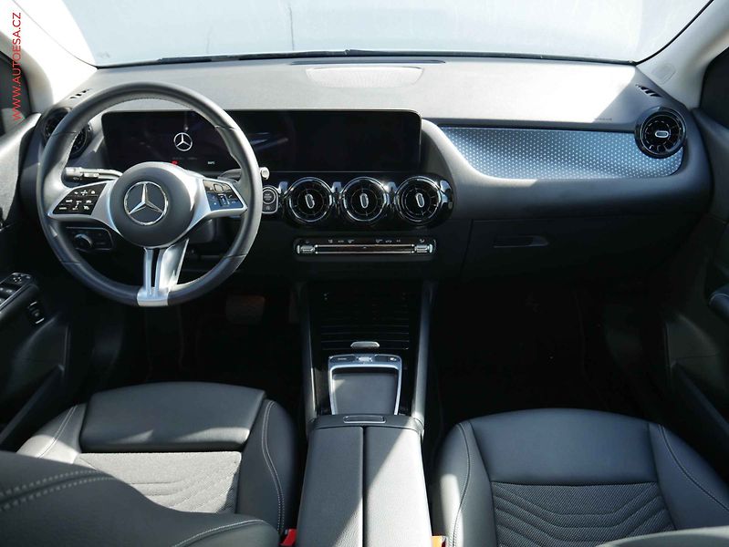 Mercedes-Benz Třídy B (2024) 1.3T B200, ČR, AT, LED - fotka 8 z 18