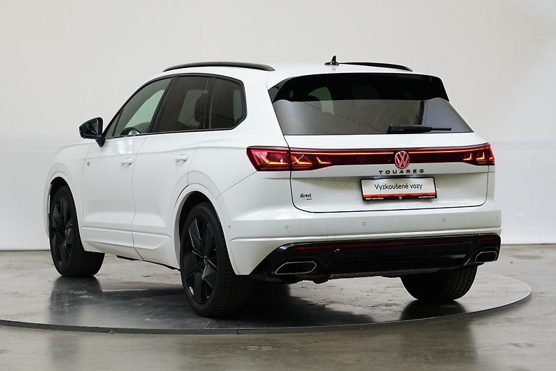 Volkswagen Touareg - fotka 7 z 28