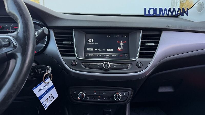 Opel Crossland X 1.2 ENJOY - fotka 7 z 19