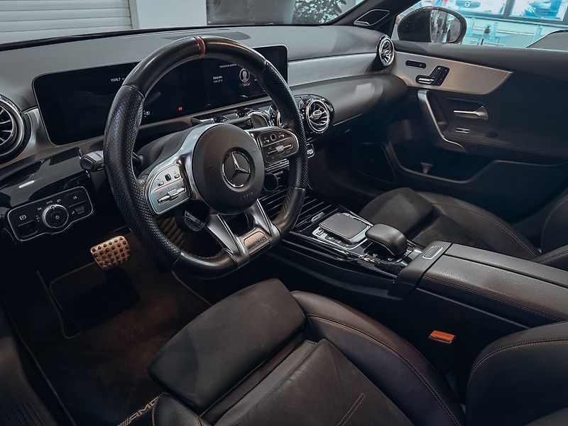 Mercedes-Benz Třídy A A 35 AMG Brabus B 35S - fotka 16 z 22