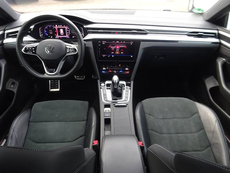 Volkswagen Arteon Shooting Brake (2023) 2,0TDi /147kW R-Line 4Motion - fotka 5 z 29