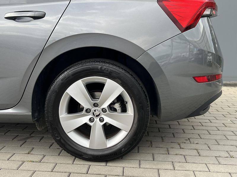 Škoda Scala (2023) 1,5TSi 110kW STYLE DSG - fotka 37 z 39