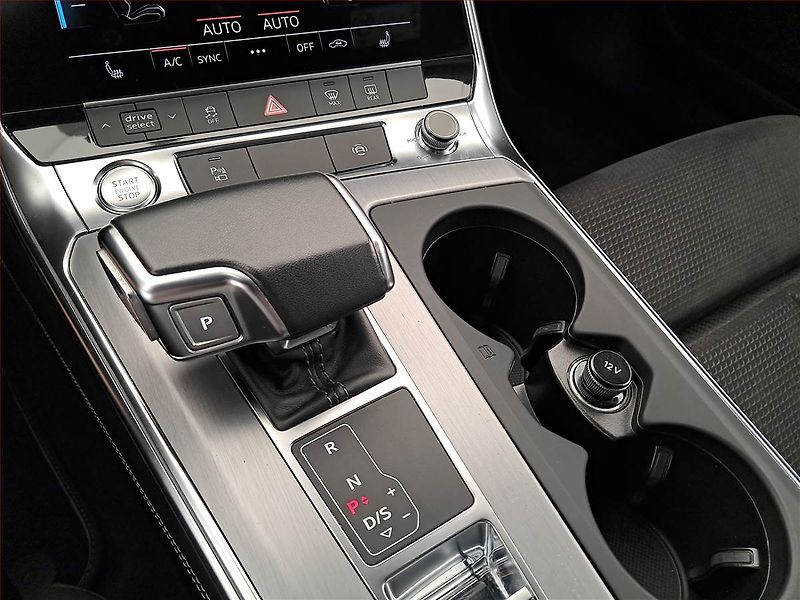 Audi A6 (2020) S line 50 TDI - fotka 16 z 22