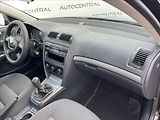 Škoda Octavia 1,4 TSi,90kW,serv.kn. - náhled 16