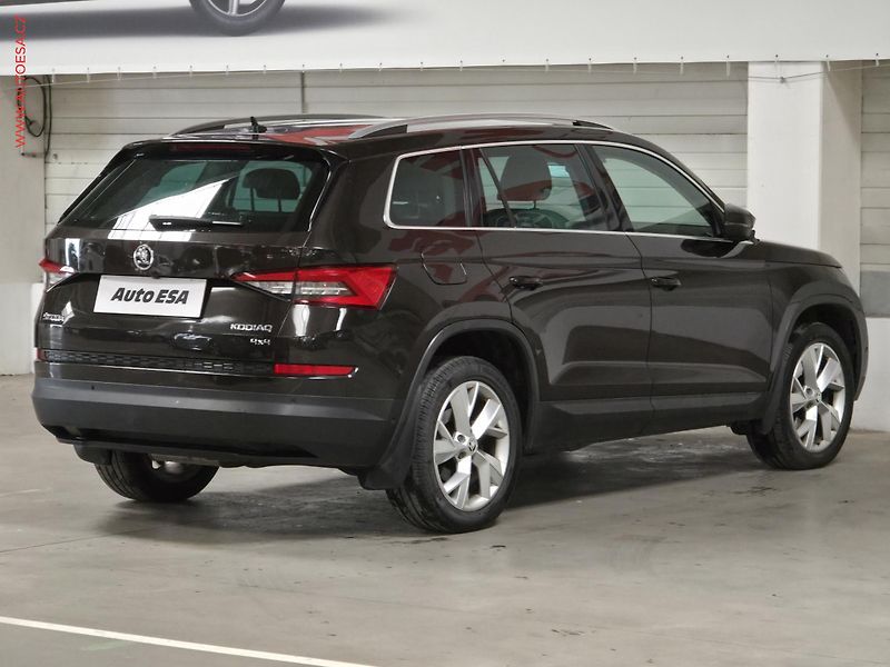 Škoda Kodiaq (2017) 2.0 TDi 4x4, 7míst, ČR - fotka 6 z 18