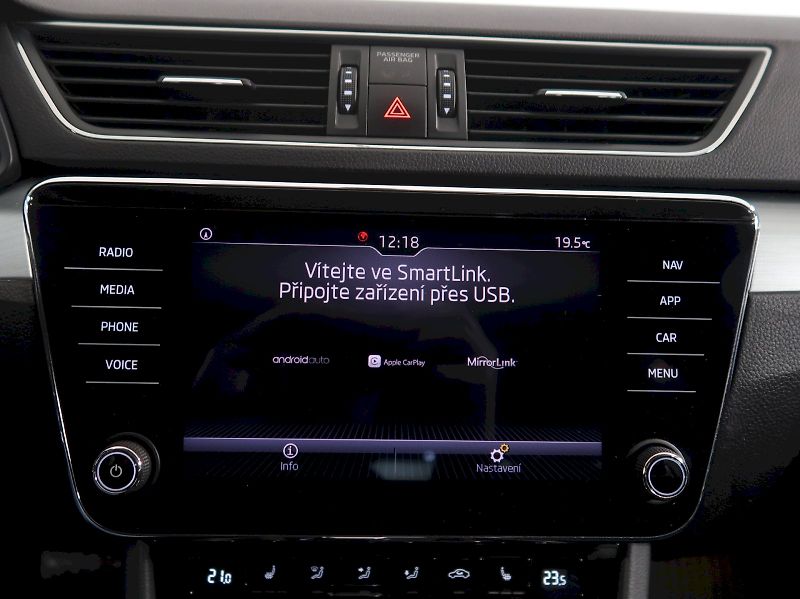 Škoda Superb (2019) AMBITION 2.0TDI 110KW DSG CANT - fotka 27 z 38