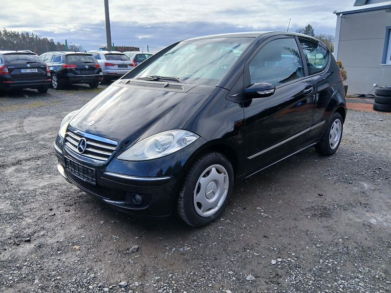 Mercedes-Benz Třídy A 1.7i, Avantgarde  - fotka 2 z 28