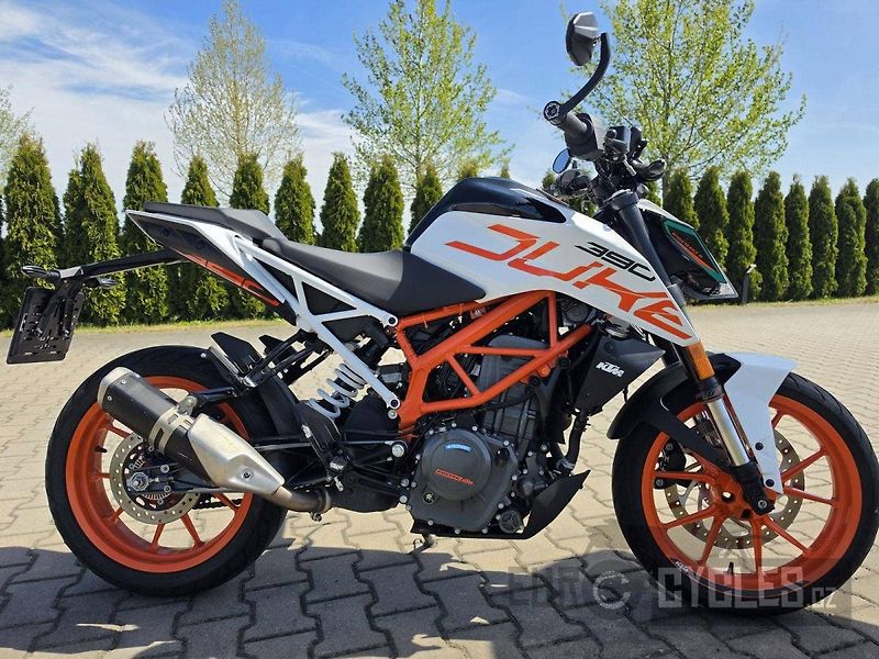 KTM 390 Duke (2020) - fotka 2 z 10