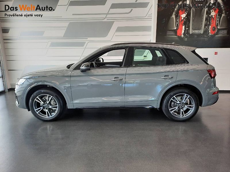 Audi Q5 (2021) 45 TFSI quattro (195kW/265k) S - fotka 3 z 26