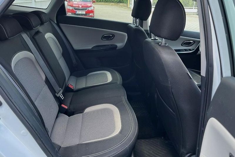 Kia Ceed Sportswagon Cool 1.6 GDI - fotka 11 z 16