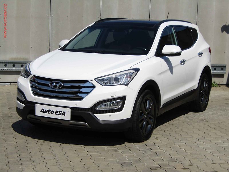 Hyundai Santa Fe (2015) 2.2 CRDi 4x4, AT, panor - fotka 3 z 25
