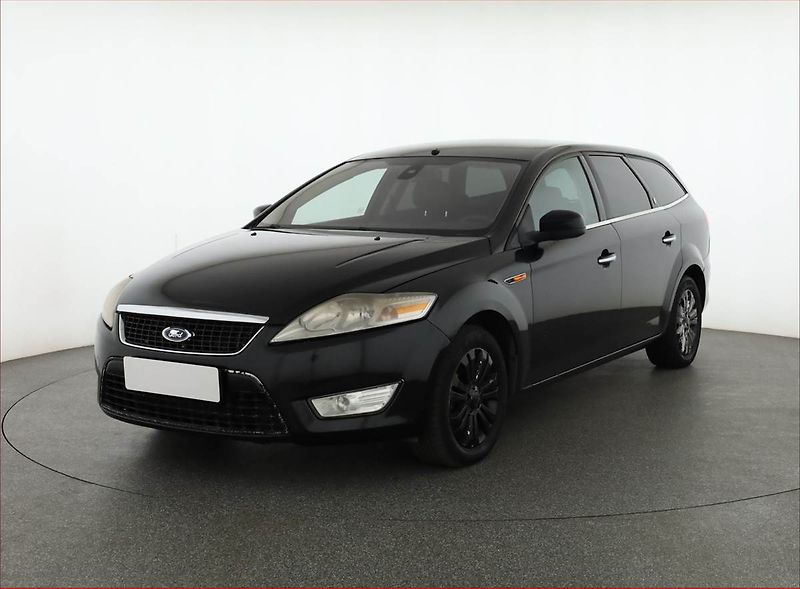 Ford Mondeo (2008) 2.0 TDCi, po STK, Tažné - fotka 2 z 12