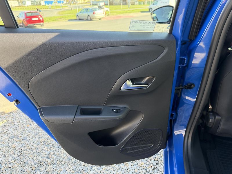 Opel Corsa 1,2T/74kW - Elegance - fotka 41 z 67