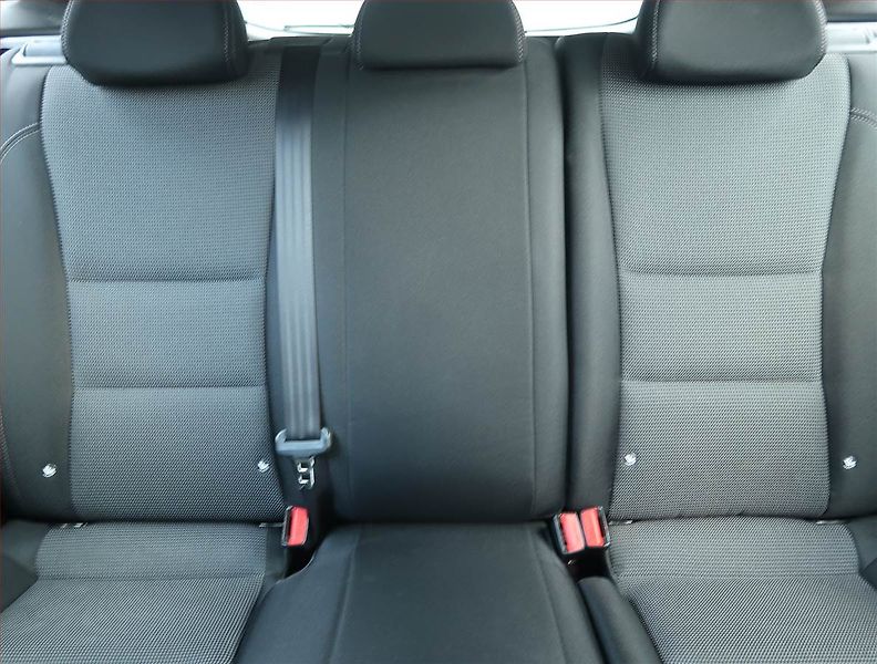 Hyundai i30 (2016) 1.6 GDI, Tempomat - fotka 10 z 15