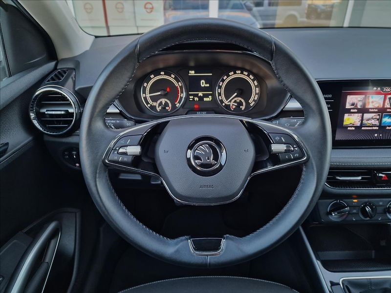 Škoda Fabia 1.0 TSI Style,Původ ČR,1.Maj. - fotka 20 z 49