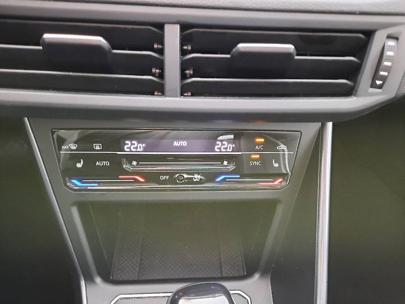 Volkswagen Taigo (2023) 1.0 TSI (81kW/110k) DSG, Style - fotka 19 z 24