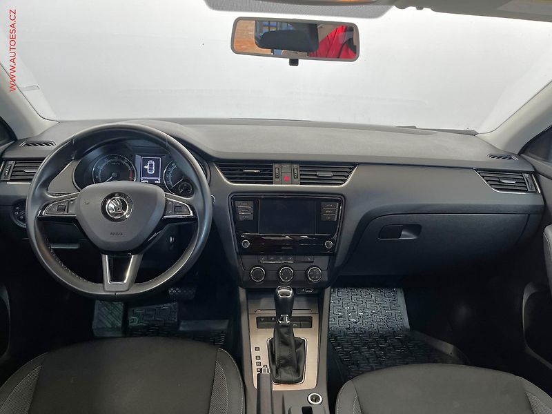 Škoda Octavia (2018) 1.4 TSI, ČR, Ambition, DSG - fotka 8 z 15