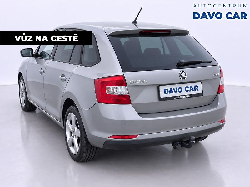 Škoda Rapid 1,2 TSI 77kW Klima Tažné - fotka 2 z 12