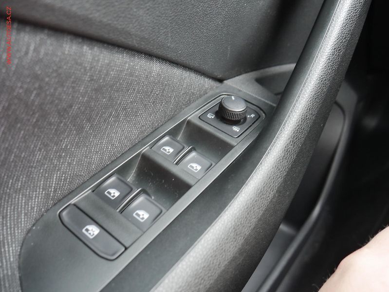 Škoda Scala (2021) 1.5 TSI, ČR, Style, DSG - fotka 14 z 19