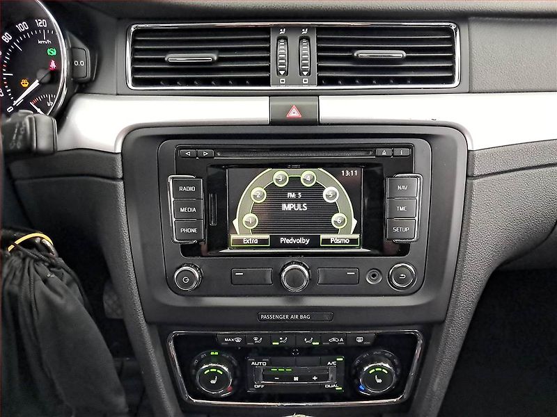 Škoda Superb (2013) Ambition 2.0 TDI, Automat - fotka 12 z 20