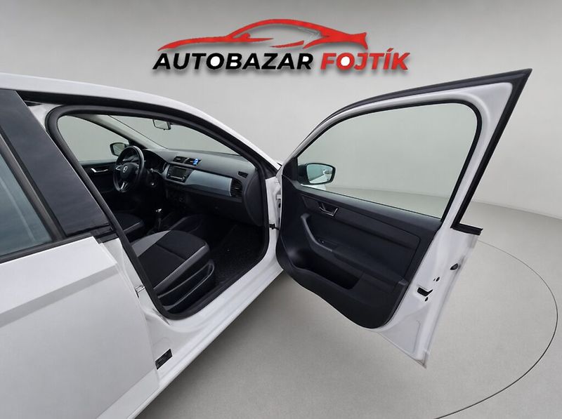 Škoda Fabia (2017) 1.0 TSi Ambition 2 sady kol - fotka 18 z 21