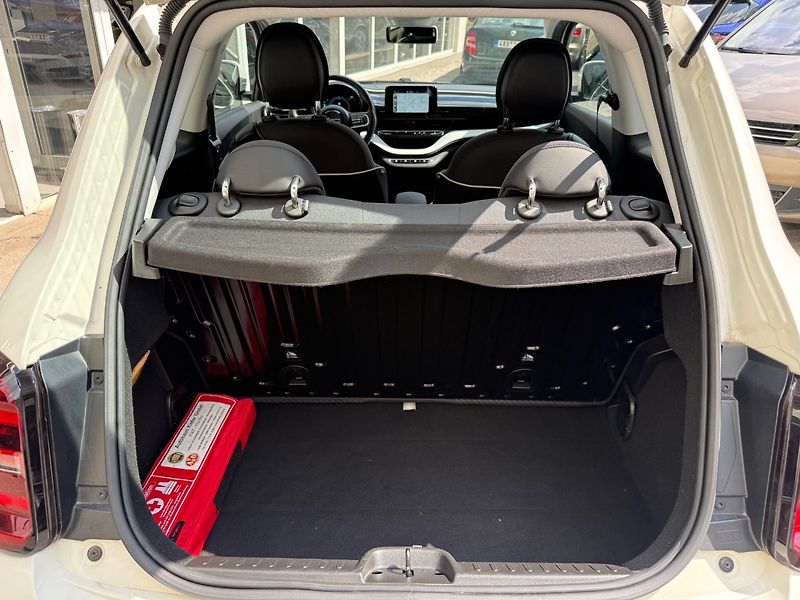 Fiat 500e (2021) Action - fotka 23 z 25