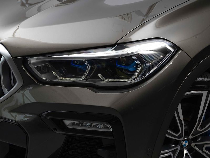 BMW X6 xDrive30d - fotka 8 z 24