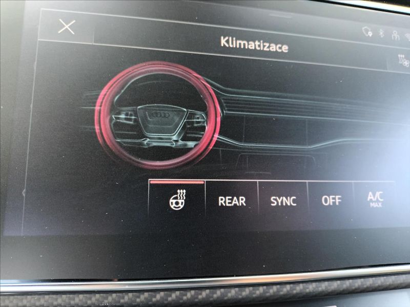 Audi Q8 3,0 TDI,210KW,S-line,ČR 1MAJ, - fotka 39 z 50