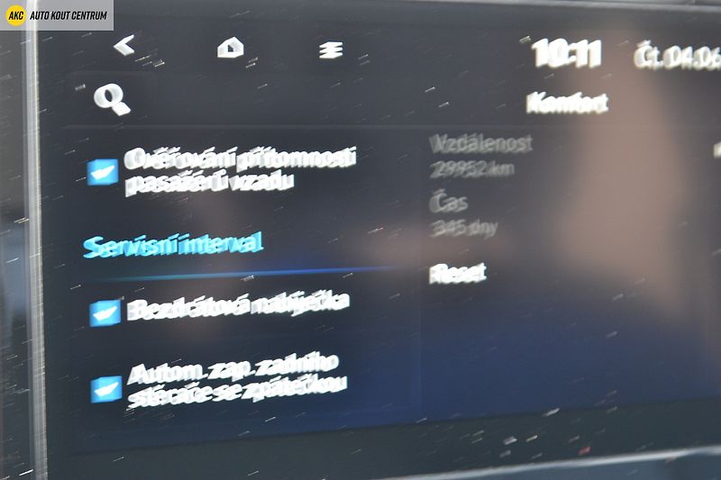 Hyundai Staria 2.2CRDi PREMIUM A/T- 9 MÍST - fotka 50 z 79