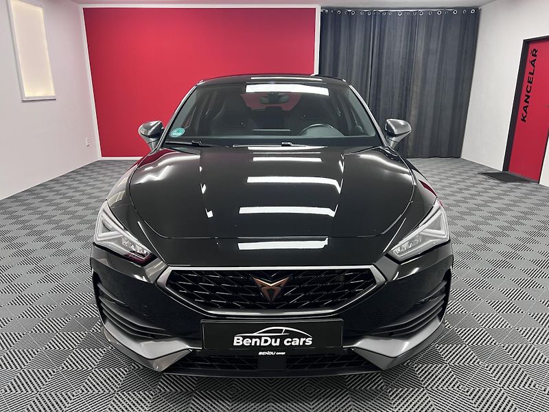 Cupra Leon 2.0 TSI 221 kW 2022 - fotka 2 z 47