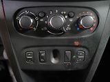 Dacia Sandero (2013) 1.0TCe, 2.maj,ČR, AC, tempo - náhled 16
