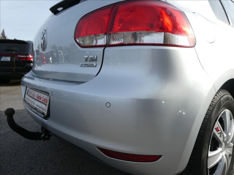 Volkswagen Golf 1,2 TSi 77kW MATCH serviska - fotka 9 z 45