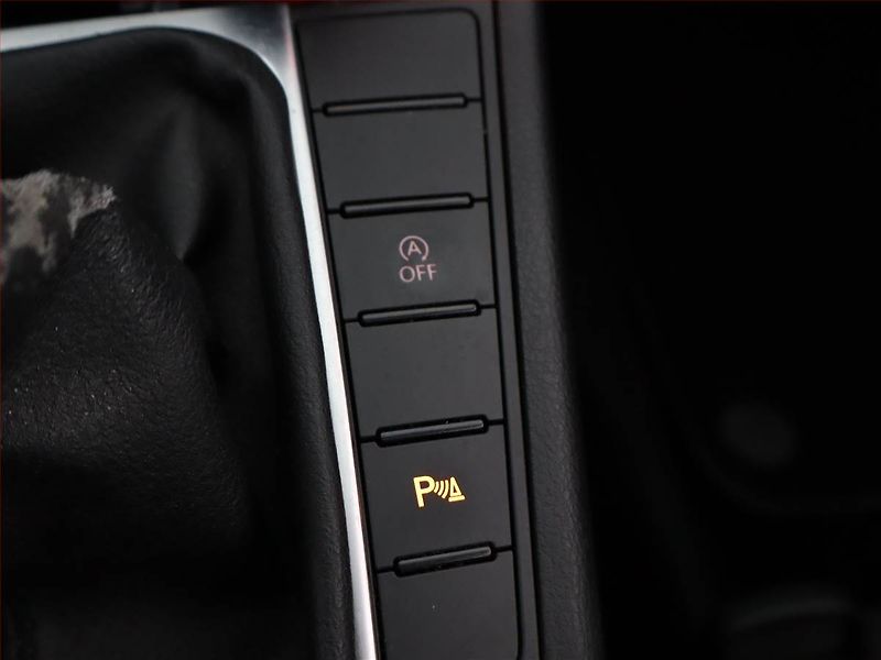 Volkswagen Passat (2012) 2.0 TDI, Navi, Tempomat - fotka 24 z 24
