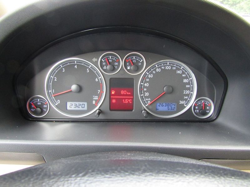 Volkswagen Sharan (2008) 2.8 V6  150kW  4MOTION BUSSINE - fotka 29 z 38