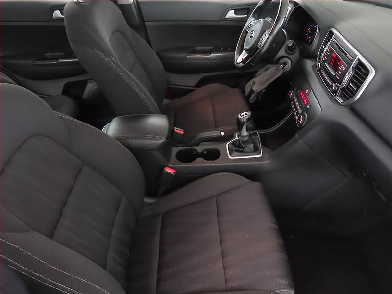 Kia Sportage (2018) 1.7 CRDi, Serv.kniha, Tempomat - fotka 9 z 15