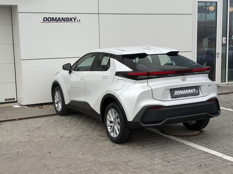 Toyota C-HR (2026) 1,8 HEV COMFORT  - fotka 3 z 14