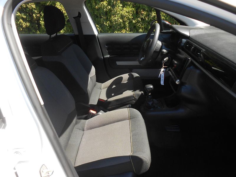 Citroën C3 1.5HDi,6kvalt, Full led - fotka 20 z 40