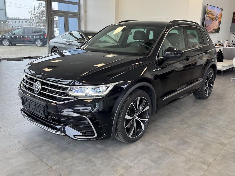 Volkswagen Tiguan (2021) 2,0TSi 4M R-LINE LED NAVI  - fotka 3 z 33