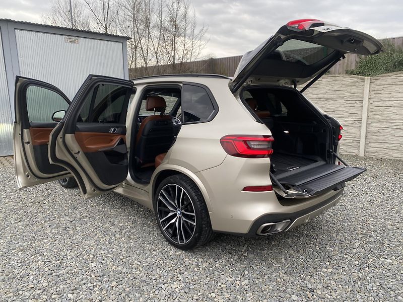 BMW X5 M50XD 4x4 400PS CZ DPH FULL 1A - fotka 144 z 171